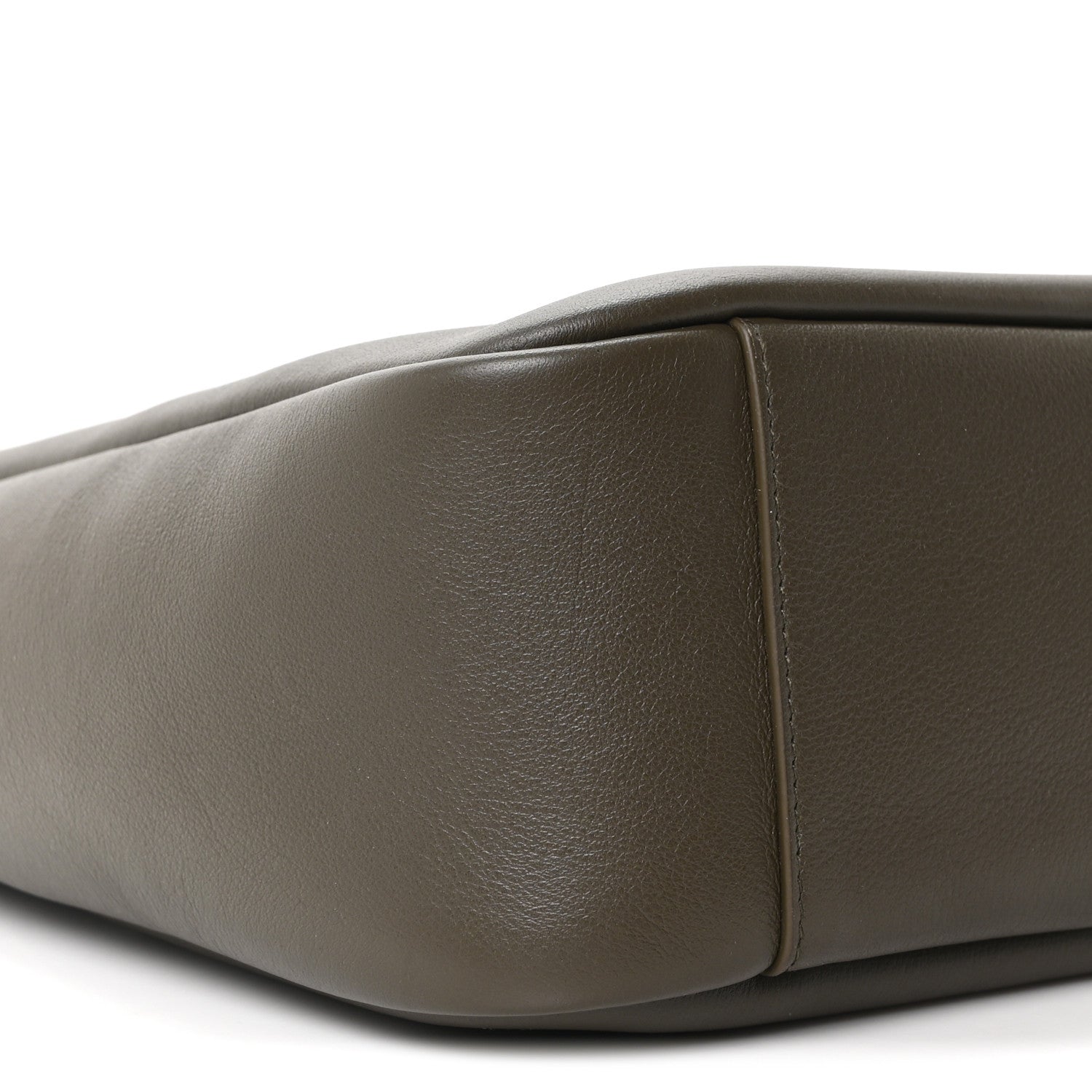 Smooth Calfskin Small Le 5 A 7 Soft Hobo Light Musk