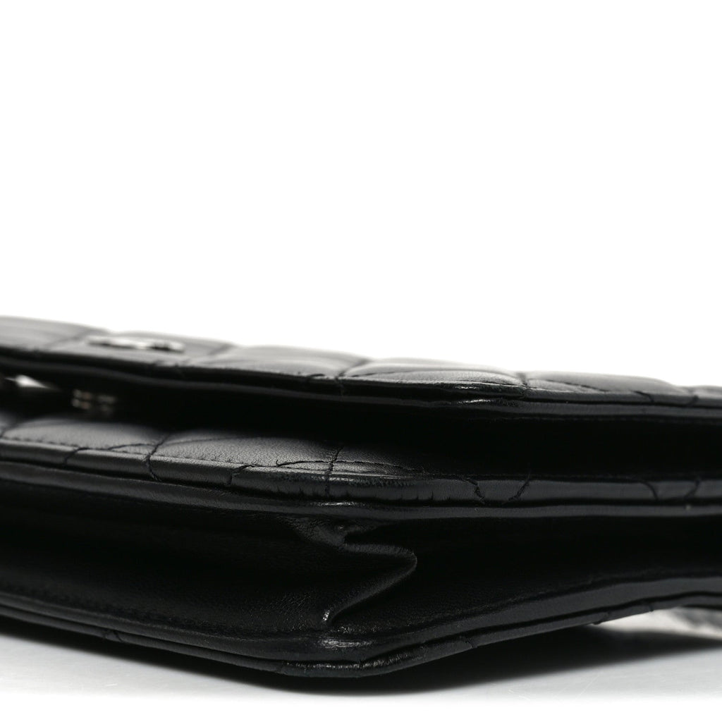 Lambskin Quilted Wallet On Chain WOC Black