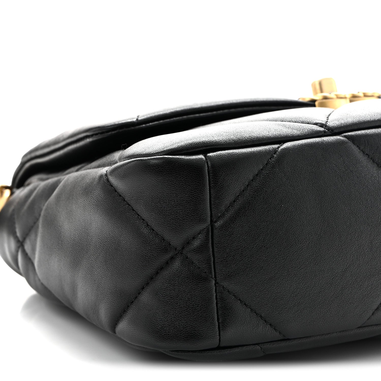 Lambskin Quilted Medium Chanel 19 Flap Black