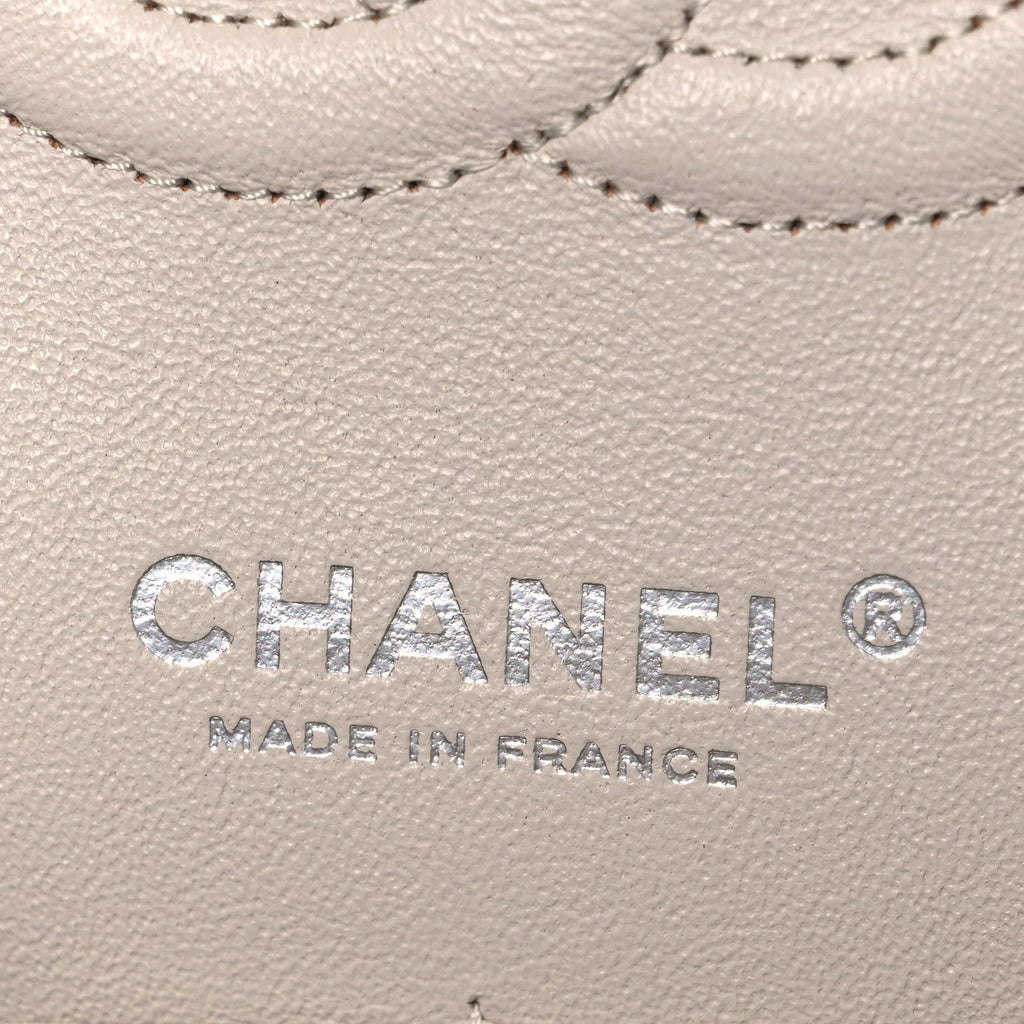 Caviar Quilted Medium Double Flap Ivory