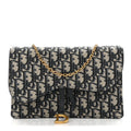 Oblique Saddle Chain Pouch Blue