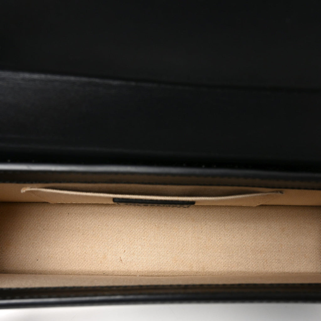 Smooth Calfskin Le Sac Rond Black