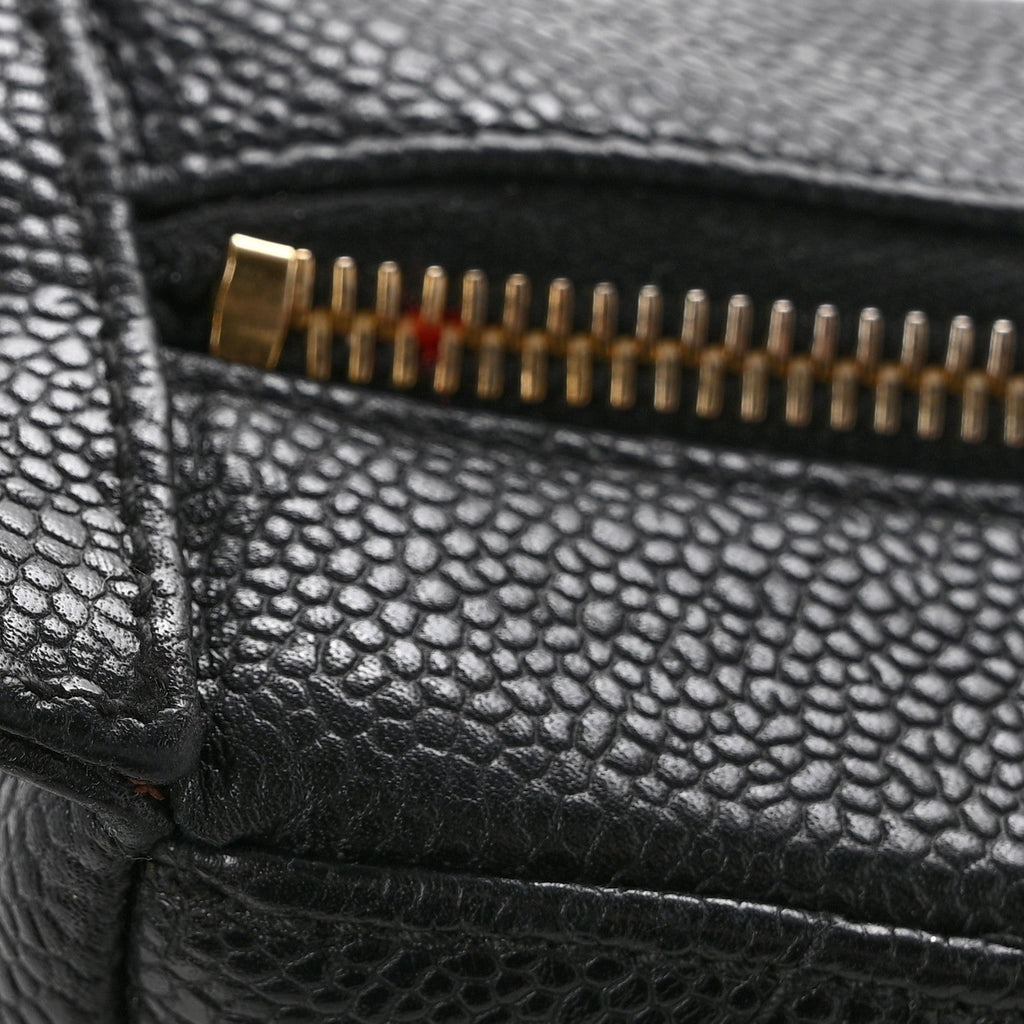 Caviar Quilted Timeless CC Shoulder Bag Black