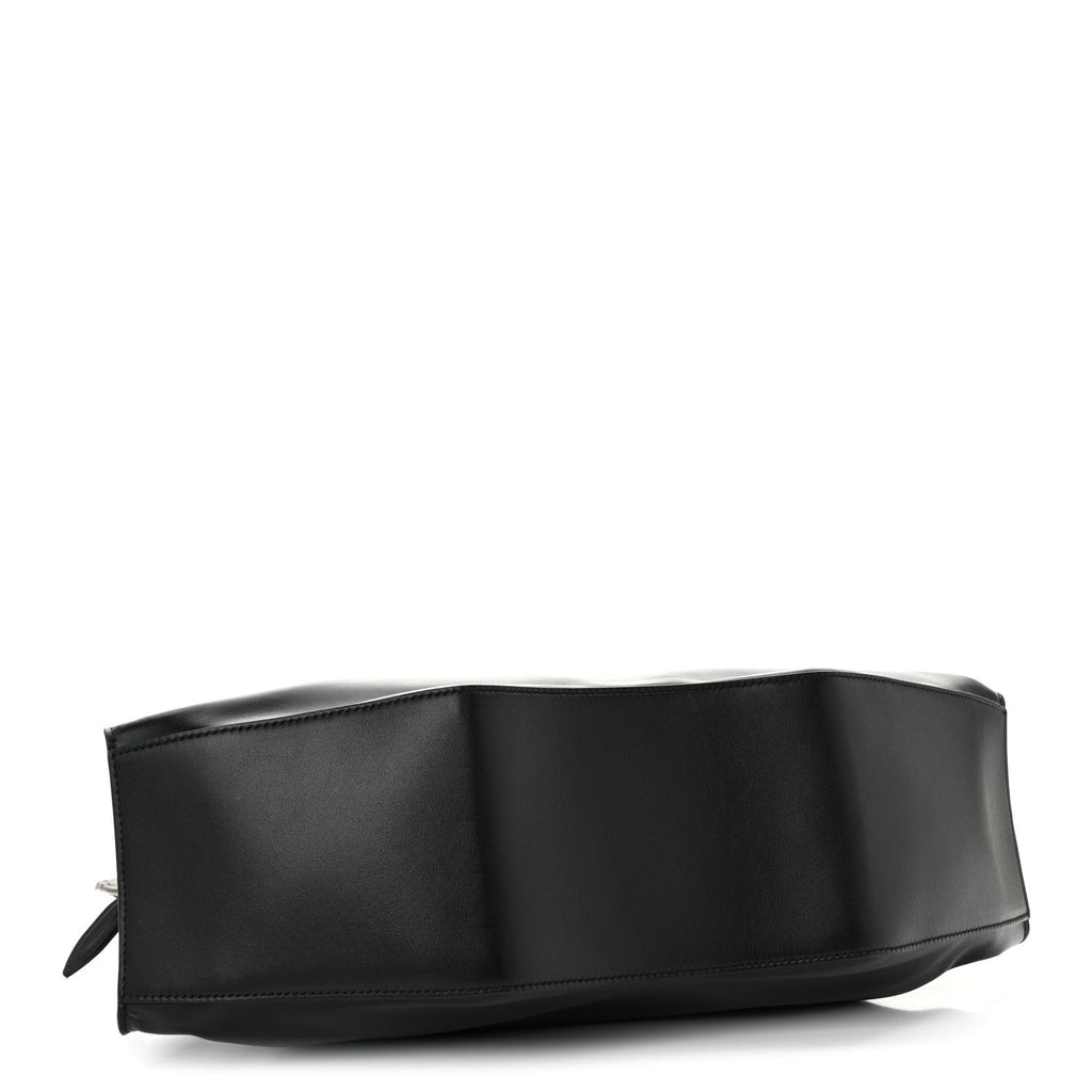 Calfskin The Manta Bag Black Black