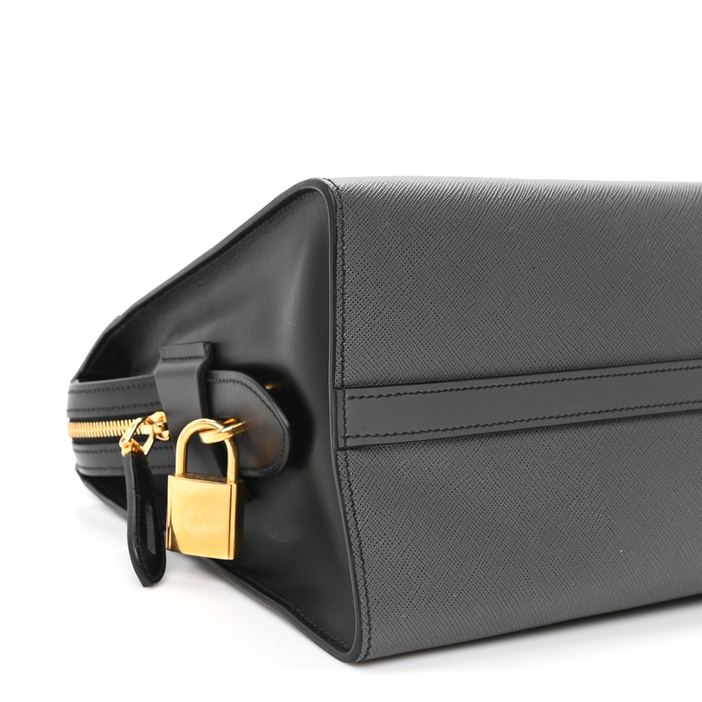 Saffiano City Calfskin Medium Esplanade Tote Mercurio Black