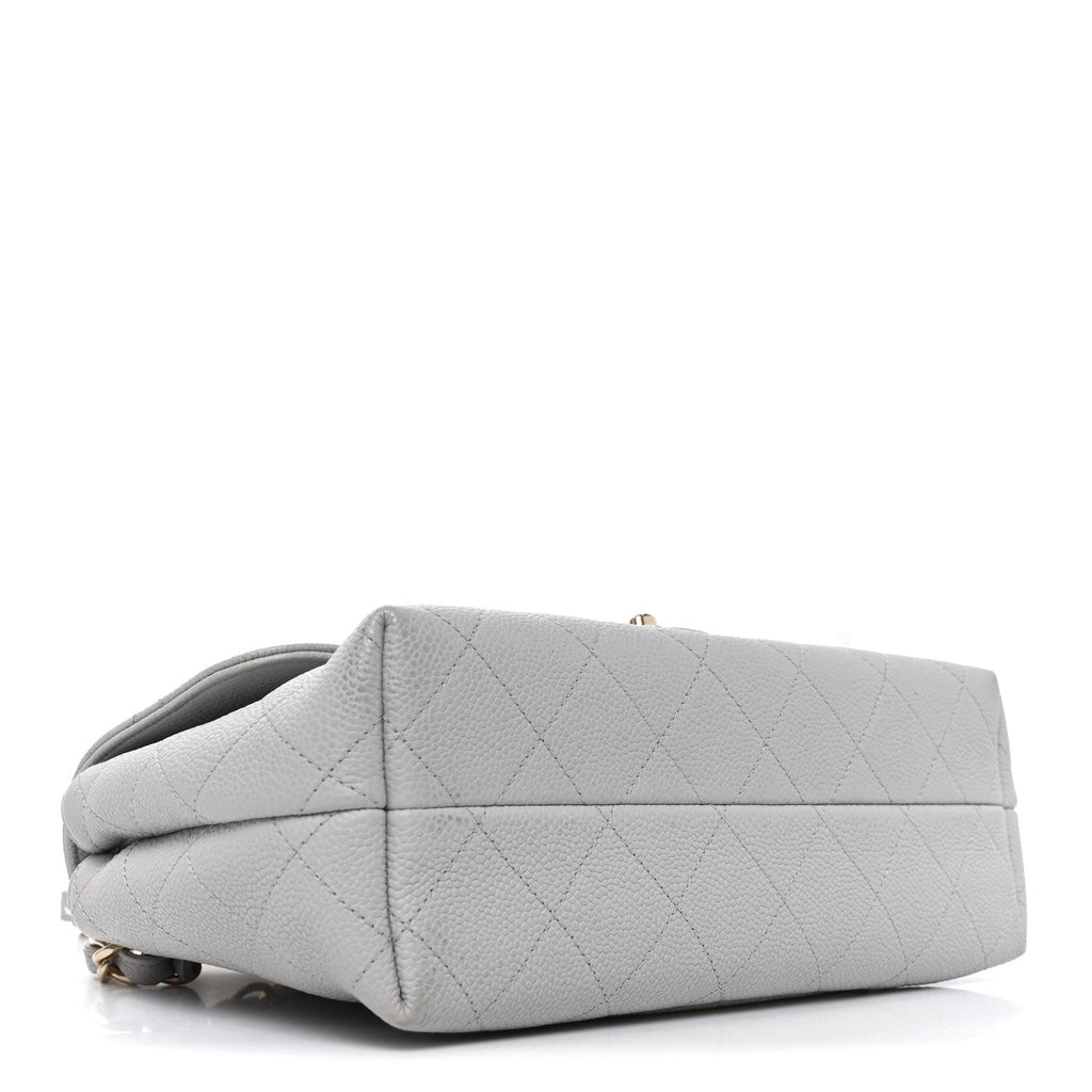 Caviar Quilted City Walk Flap Light Grey