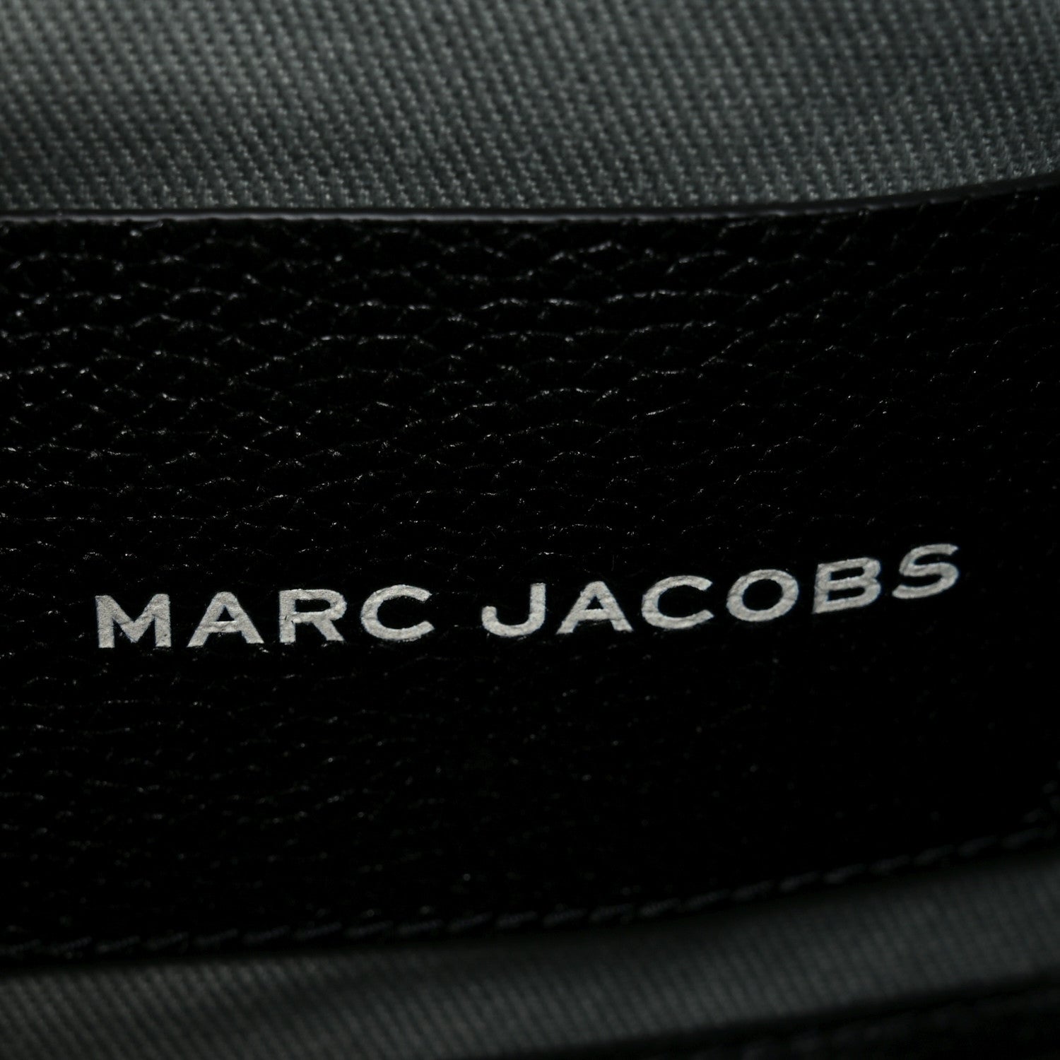 Grained Calfskin Medium The Tote Bag Black