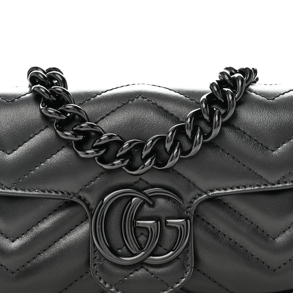 Calfskin Matelasse Monochrome GG Marmont Chain Belt Bag Black