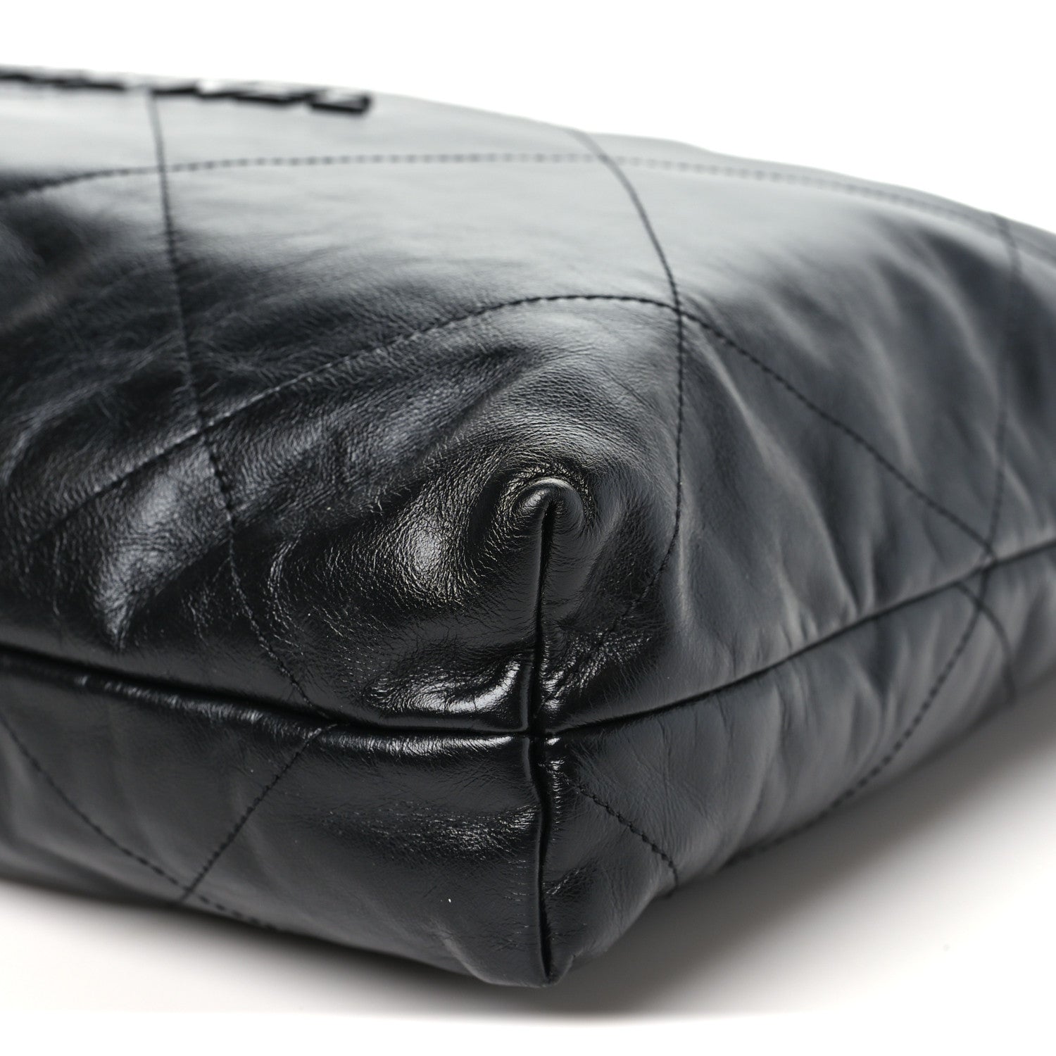 Shiny Calfskin Quilted Large Chanel 22 So Black