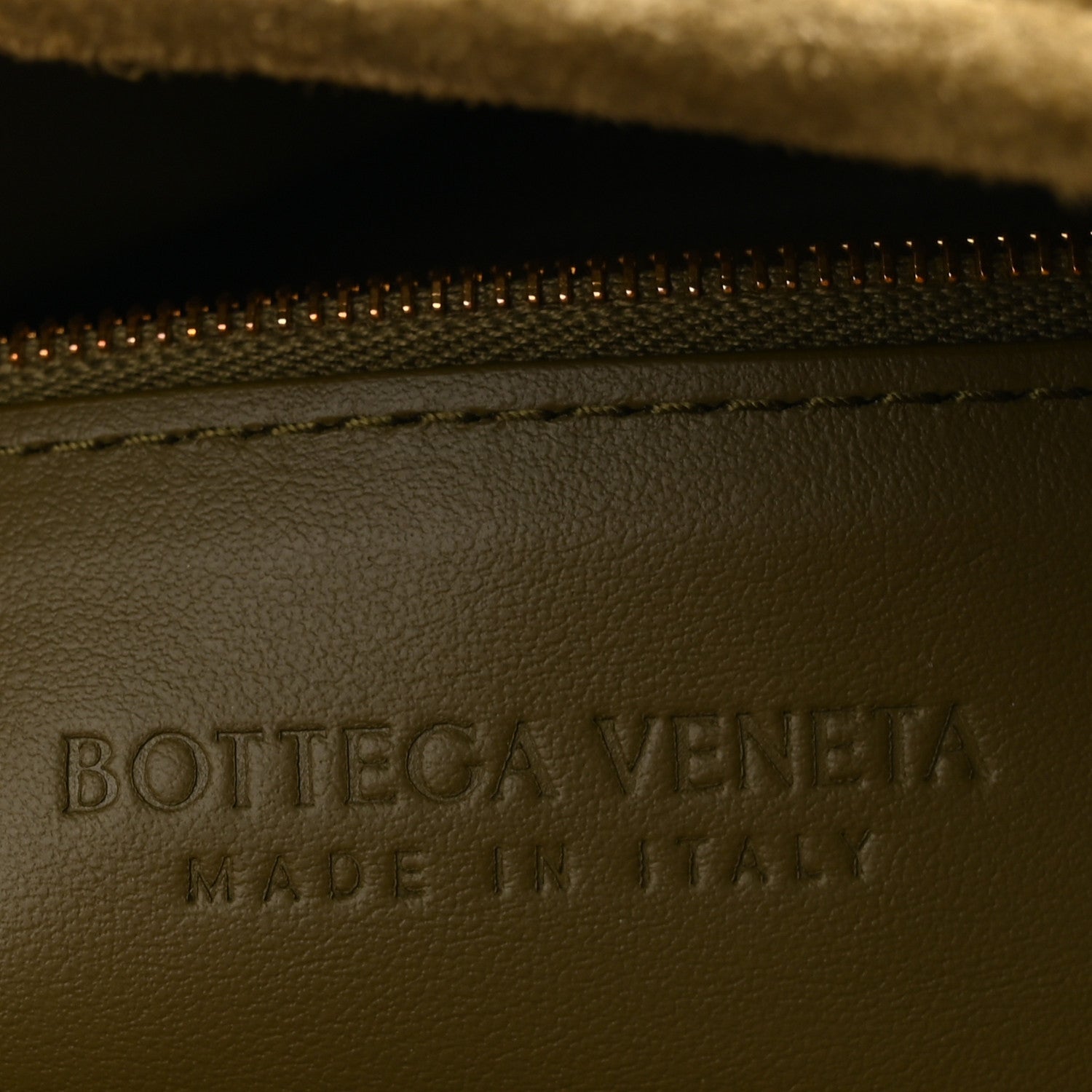 Suede Intrecciato Large Hop Mud