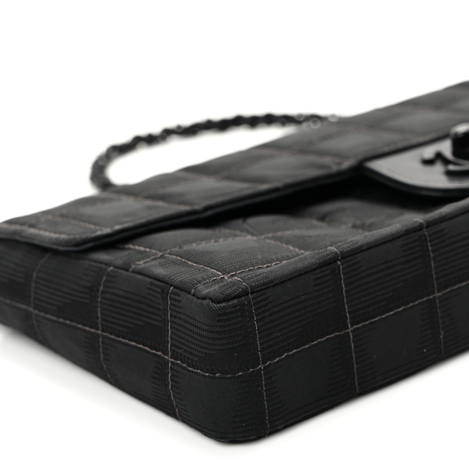 Nylon Travel East West Flap Black