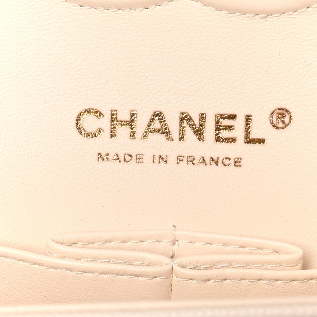 Caviar Quilted Medium Double Flap White