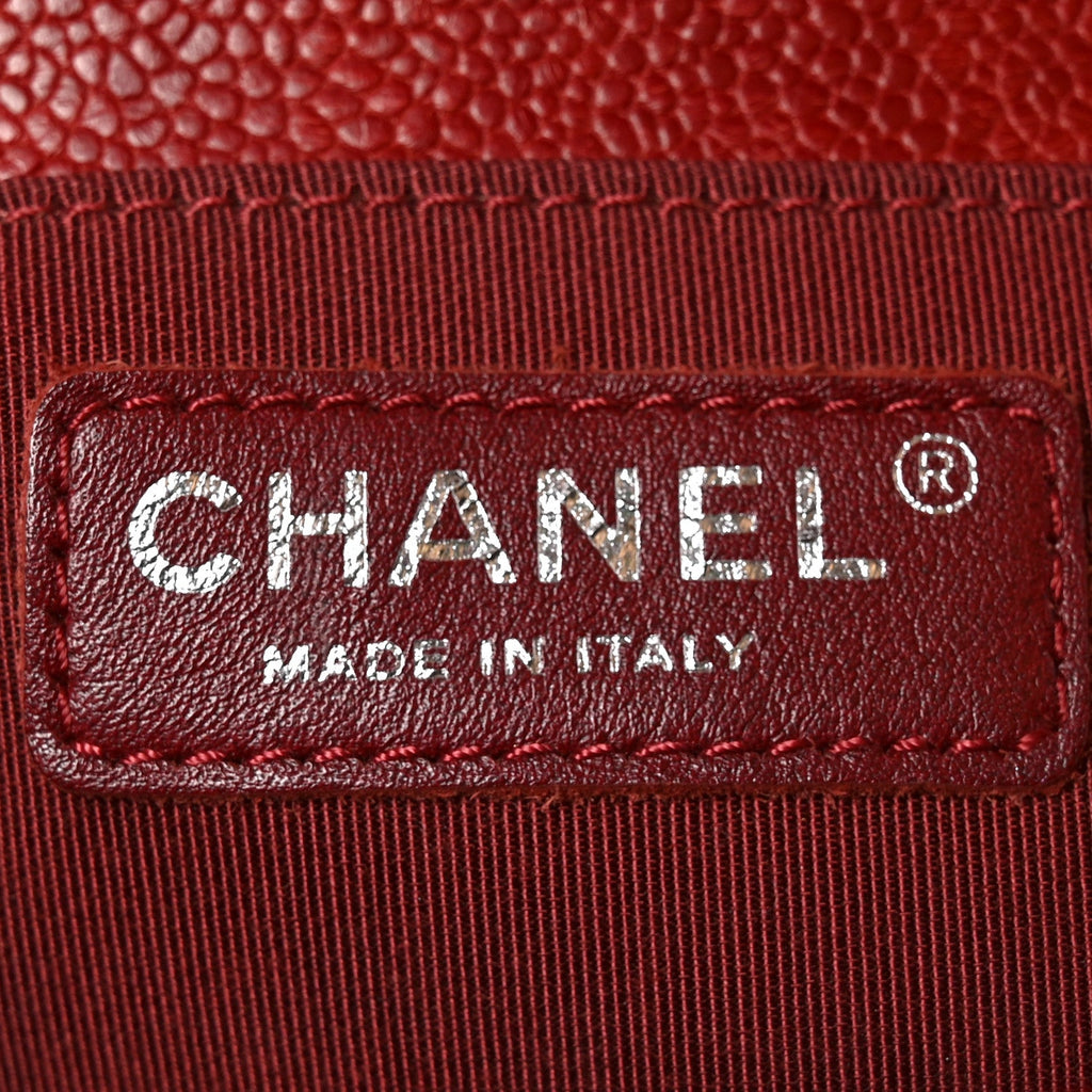 Caviar Quilted Medium Boy Flap Dark Red