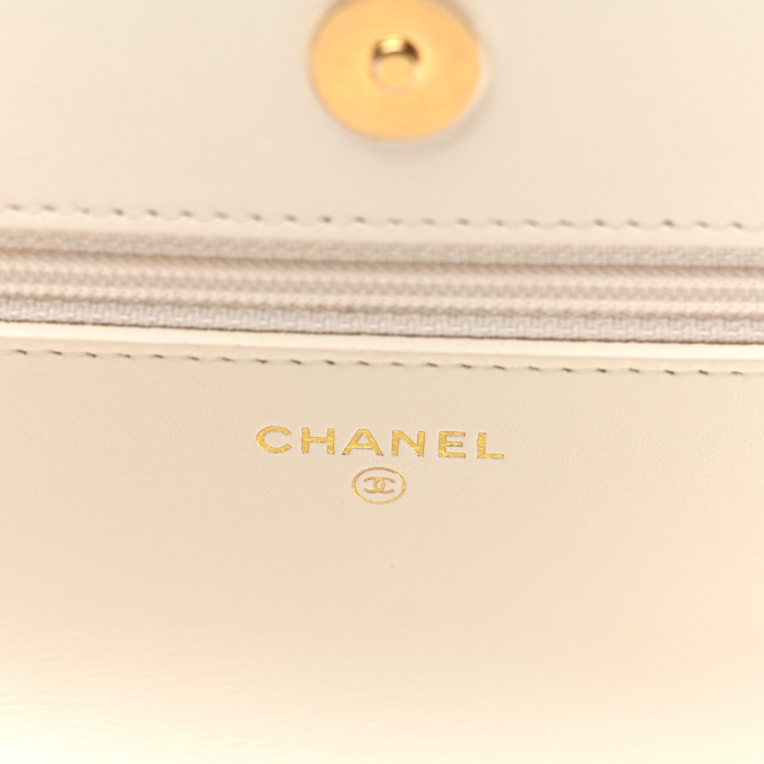 Lambskin Quilted Chanel 19 Wallet On Chain WOC White