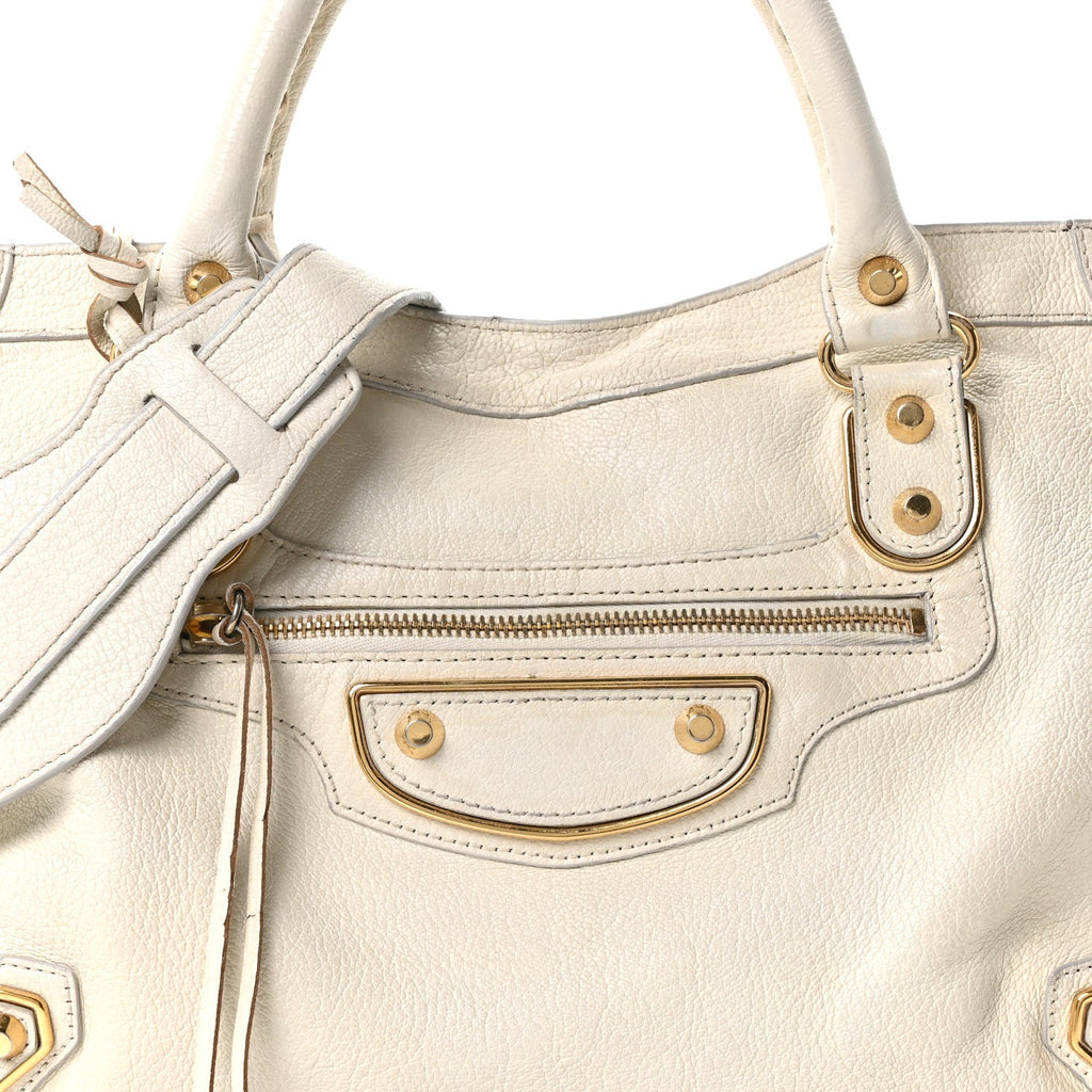 Chevre Gold Metallic Edge Hardware City White