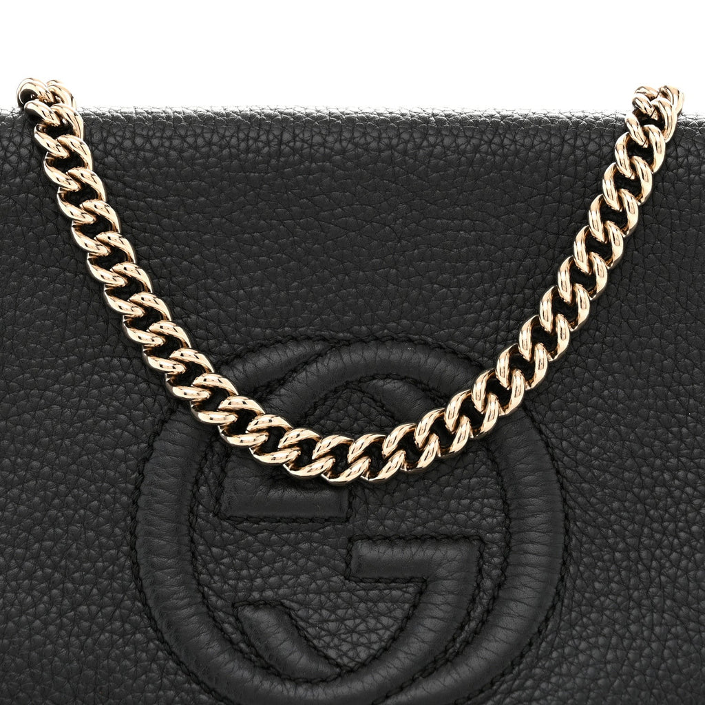 Pebbled Calfskin Medium Soho Flap Crossbody Black
