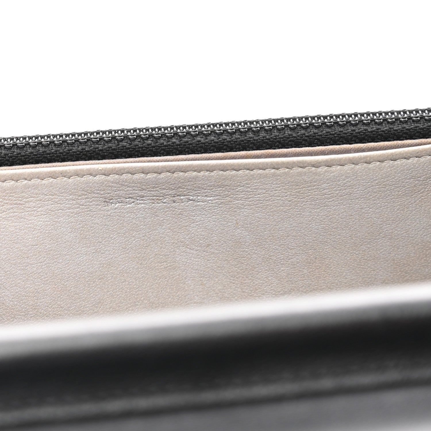 Lambskin Camellia Embossed Wallet On Chain WOC Black