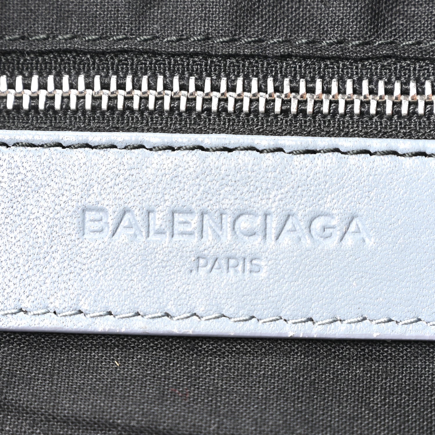 Chevre Silver Metallic Edge Hardware Velo Gris Acier