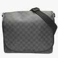 Louis Vuitton Daniel MM Damier Graphite Shoulder Bag