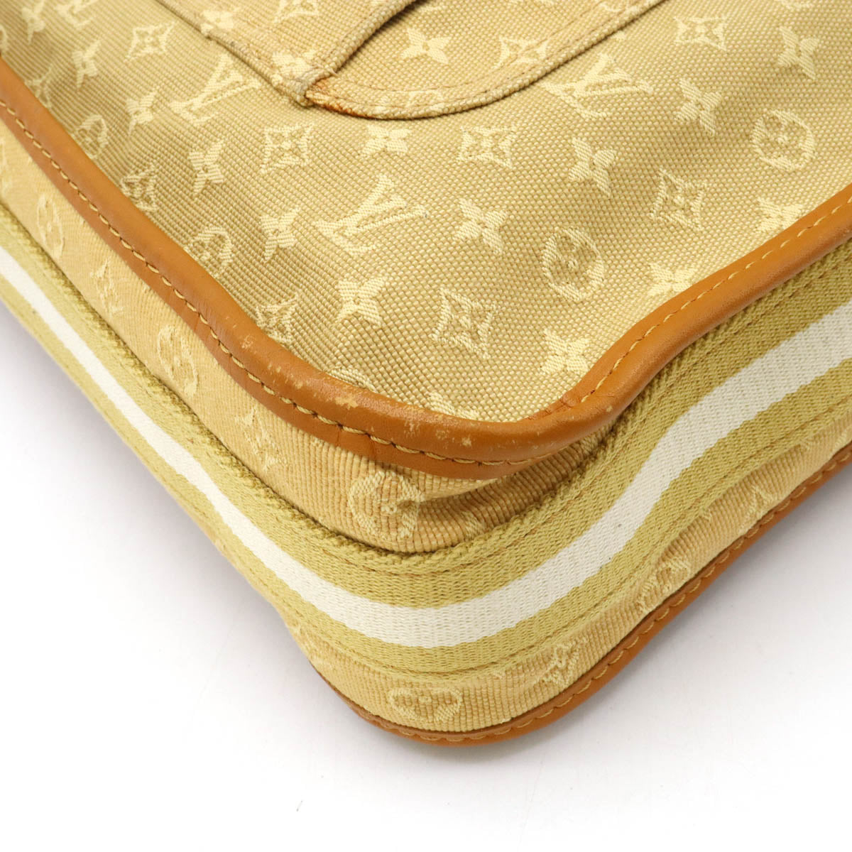 Louis Vuitton Monogram Mini Besace Mary Kate Shoulder Bag M92323