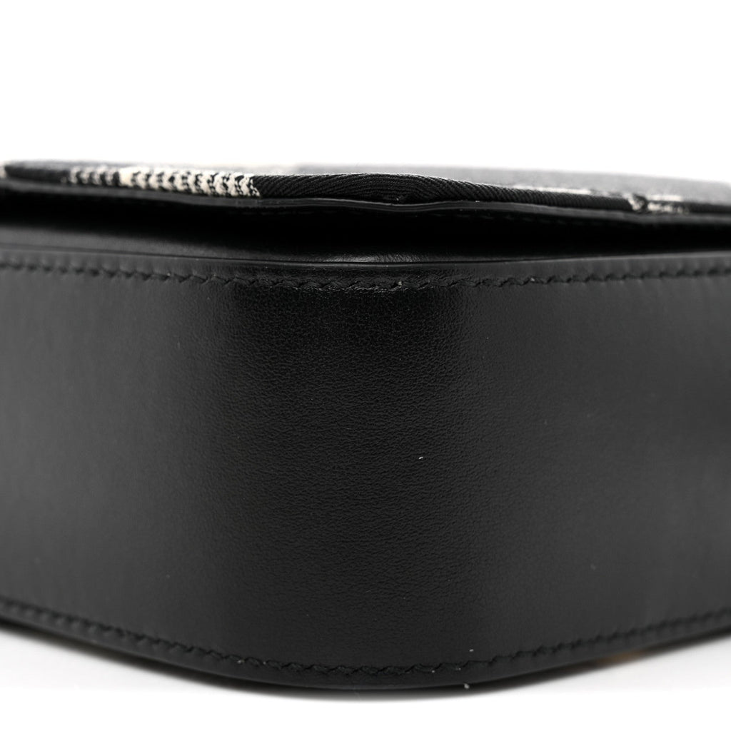 Jacquard Check Snip Bag Black