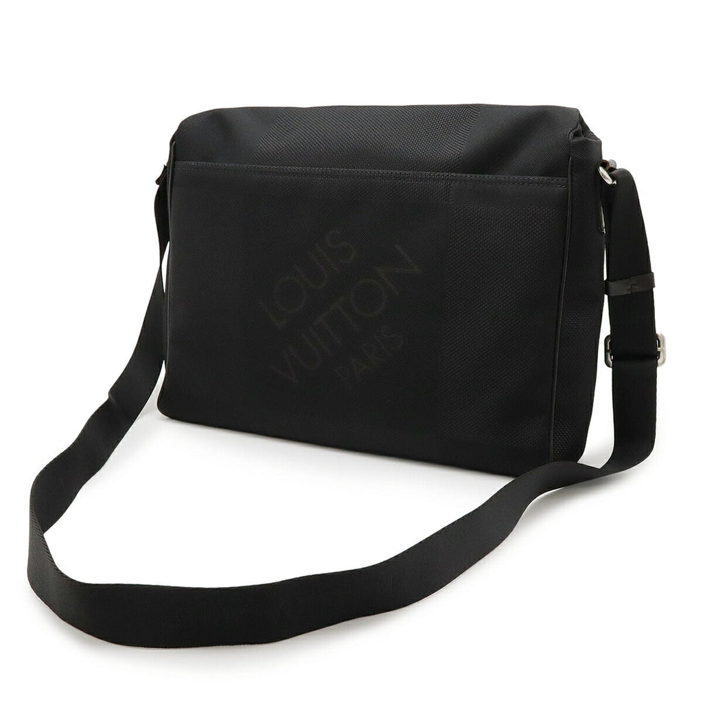 Louis Vuitton Messenger NM Damier Geant Shoulder Bag
