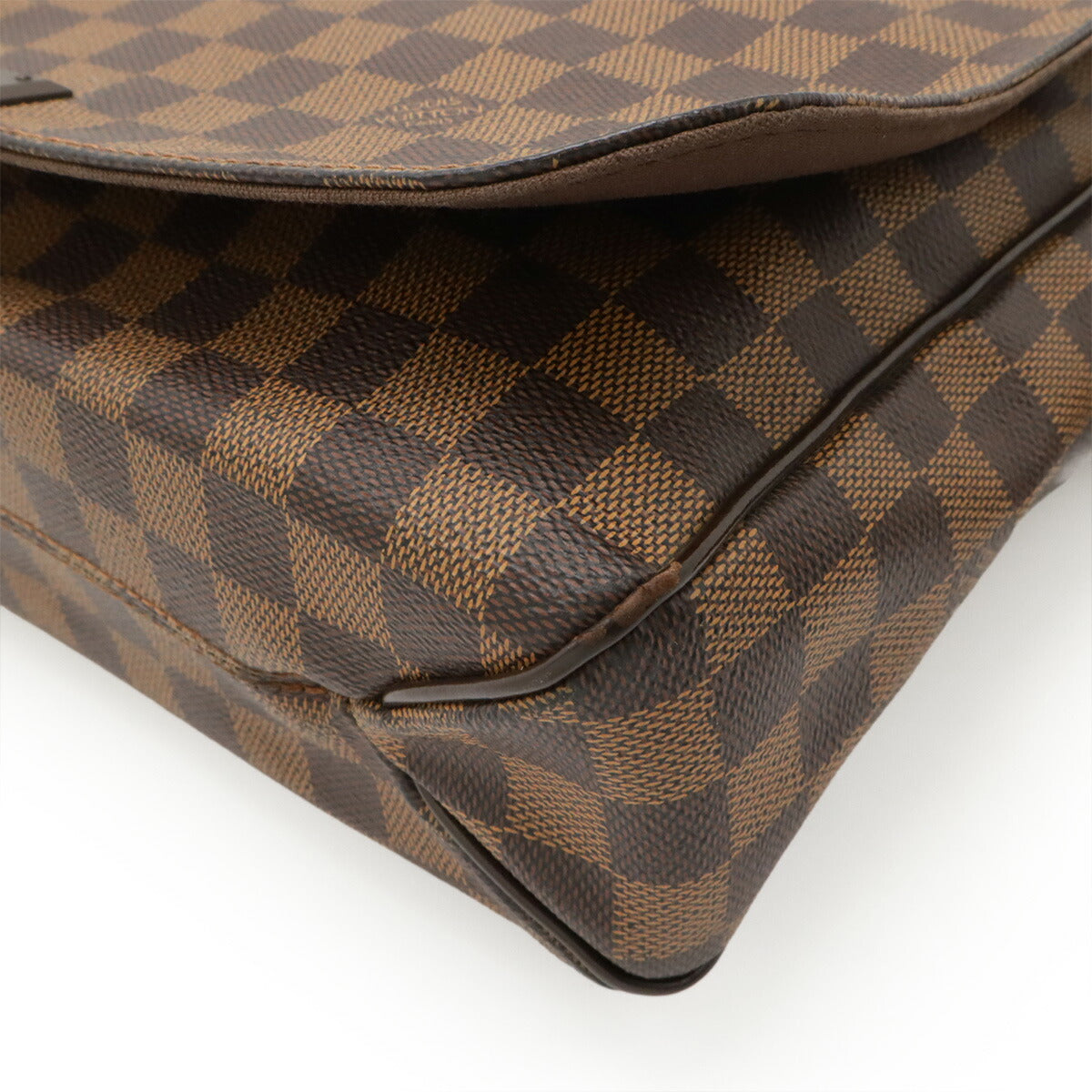 Louis Vuitton District MM Damier Shoulder Bag