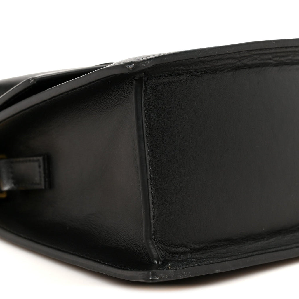 Smooth Calfskin Le Grand Chiquito Black