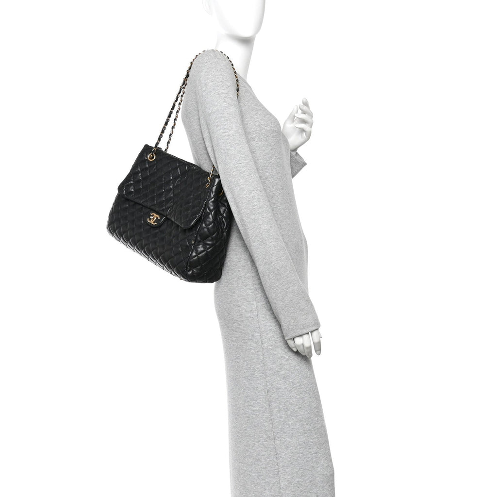 Lambskin Quilted Large Fluffy CC Shopping Tote Black