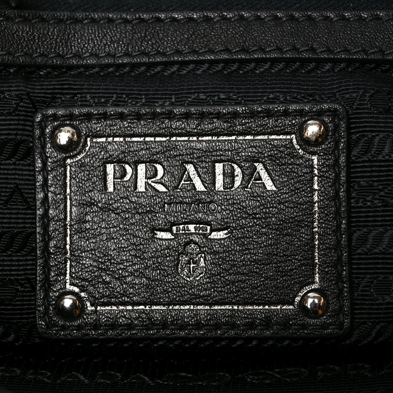 Soft Calf Chain Tote Black