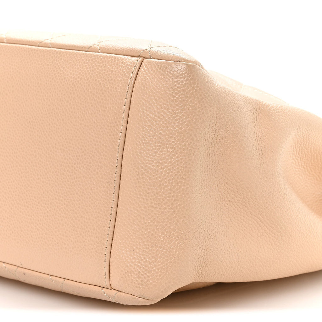 Caviar Quilted Grand Shopping Tote GST Beige Clair