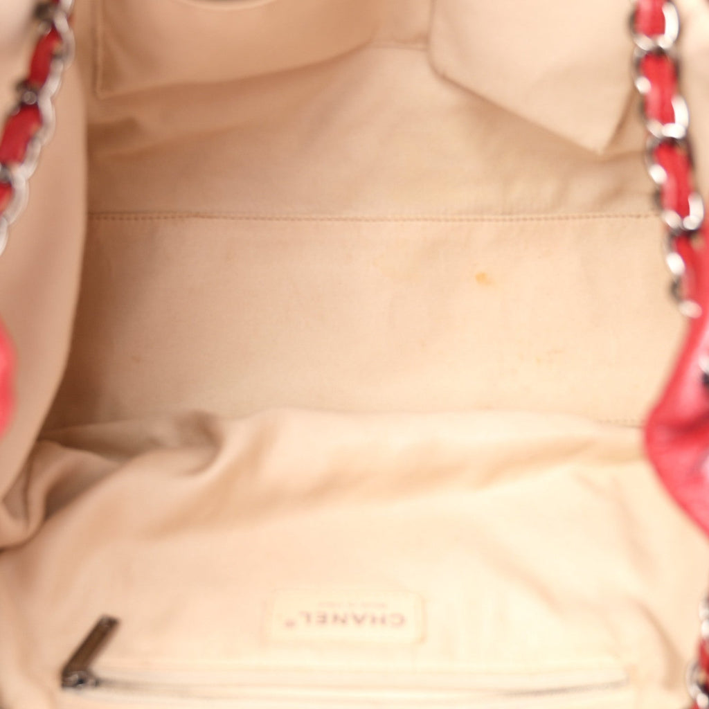 Caviar Quilted Large Cells Shopping Tote Red