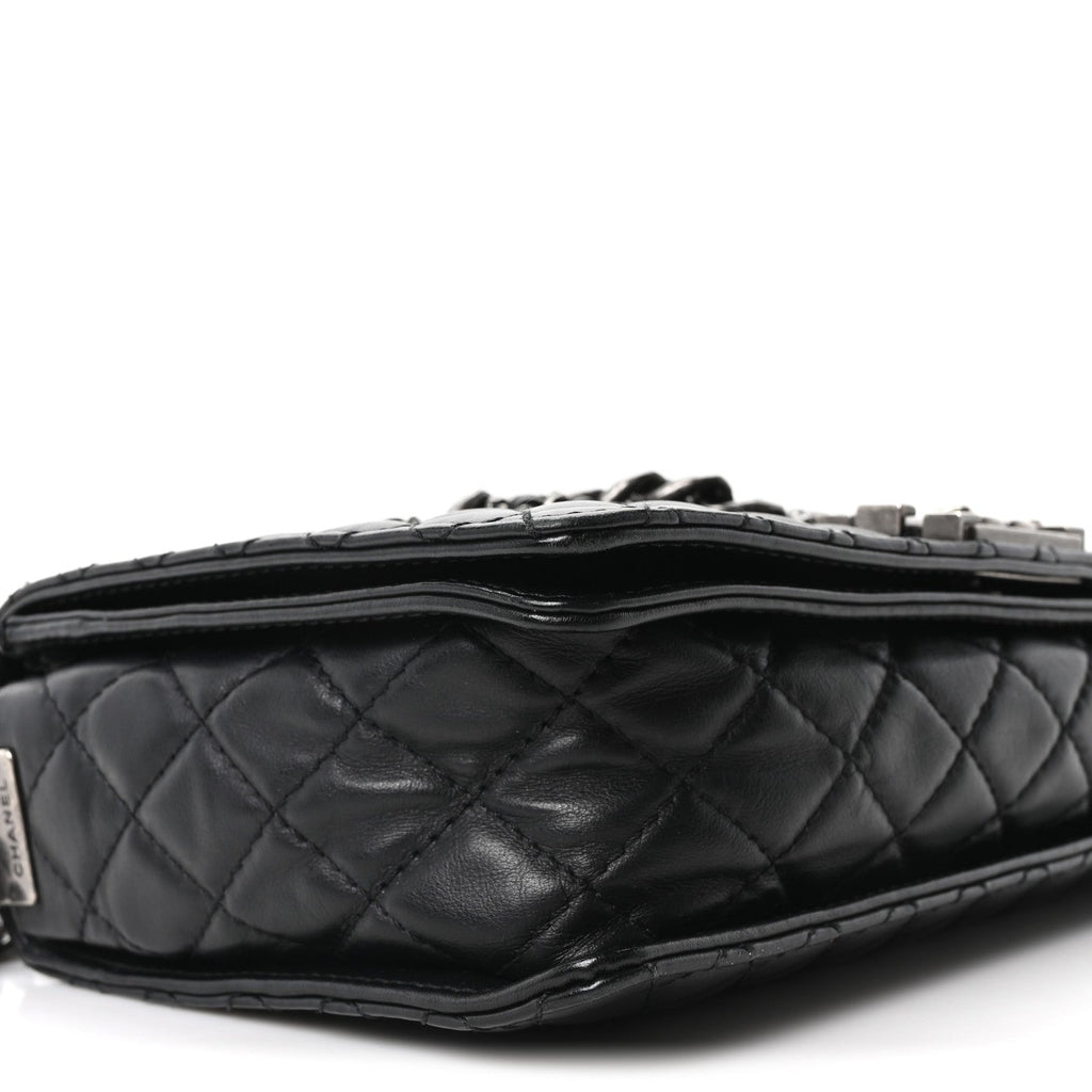 Calfskin Enchained New Medium Boy Flap Black
