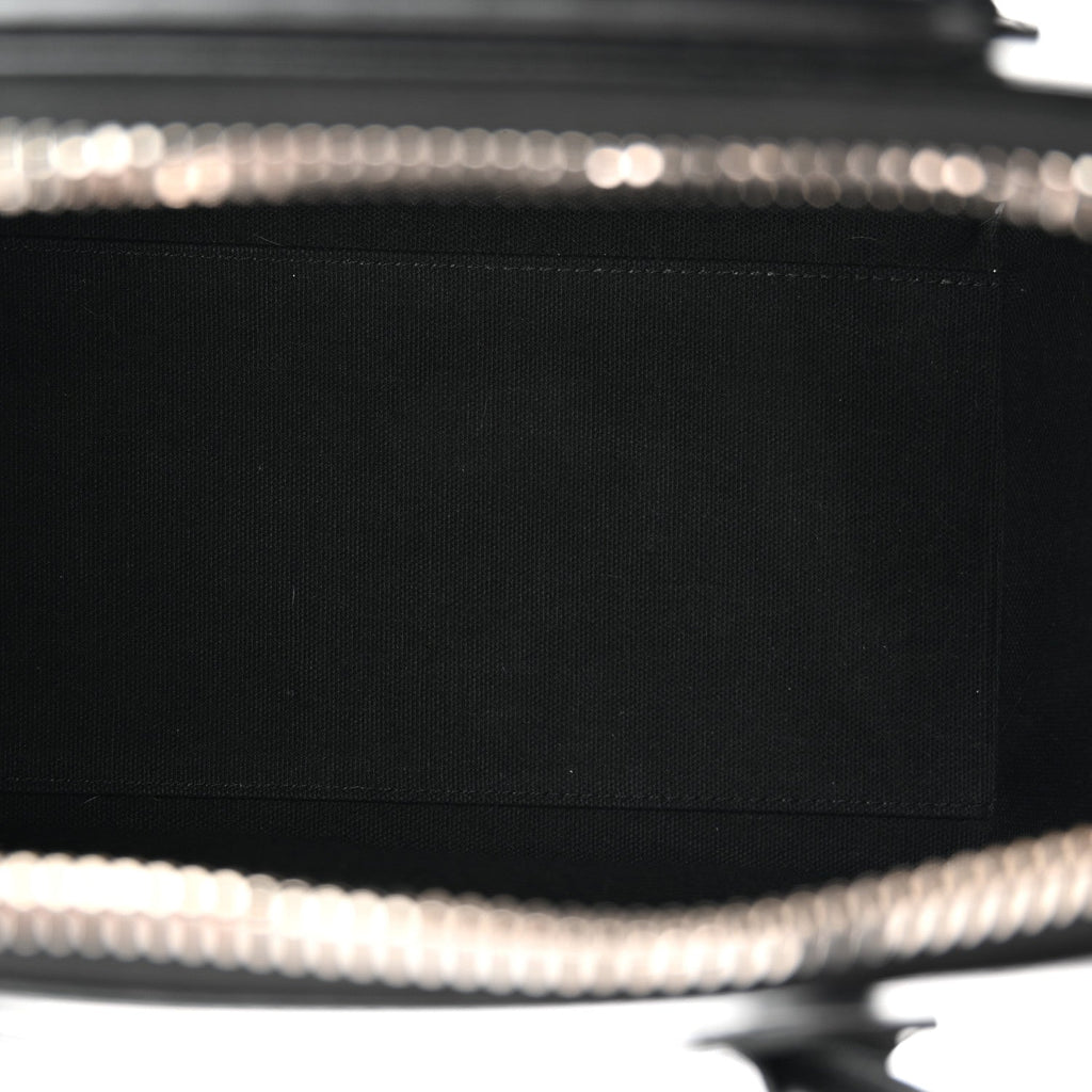 Shiny Lord Calfskin Small Antigona Black