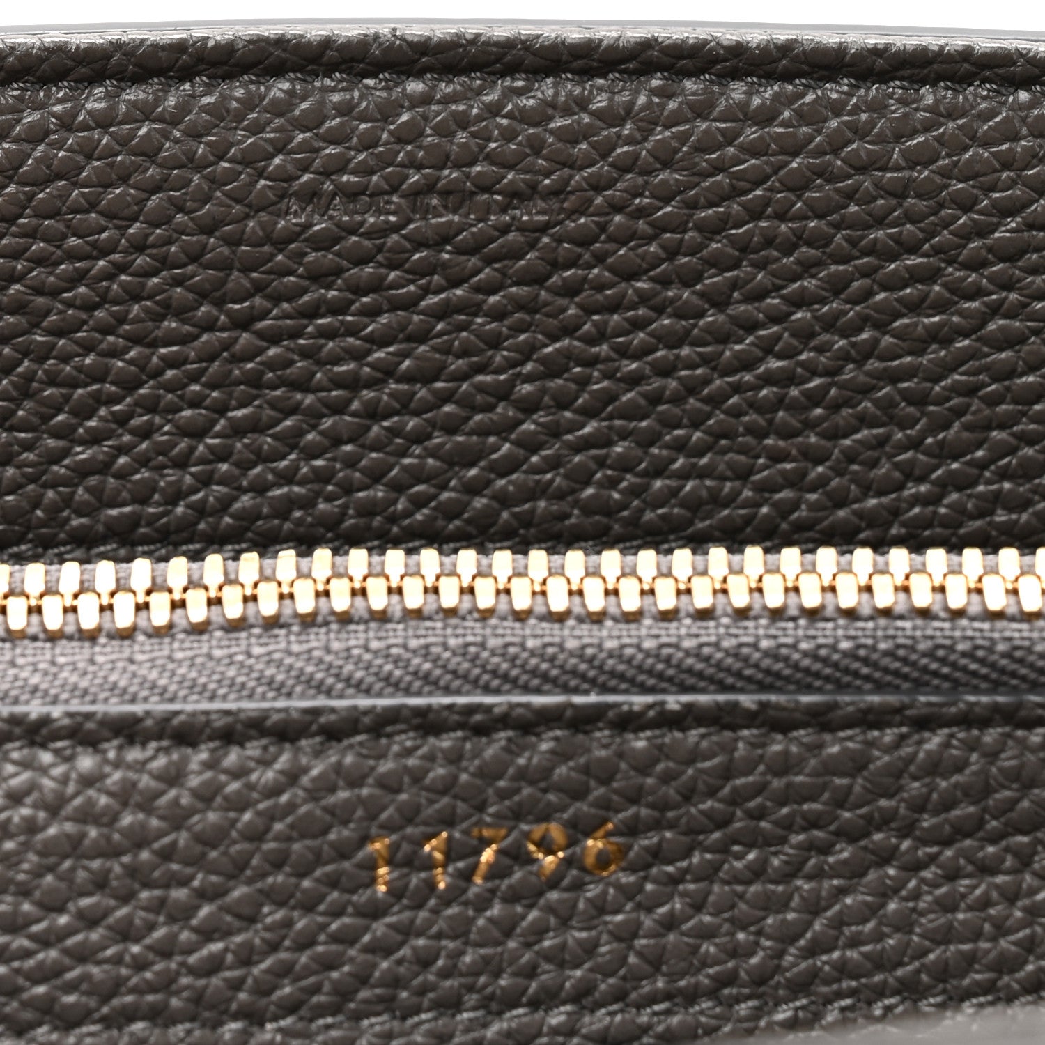Grained Calfskin Classique Medium 16 Top Handle Bag Grey