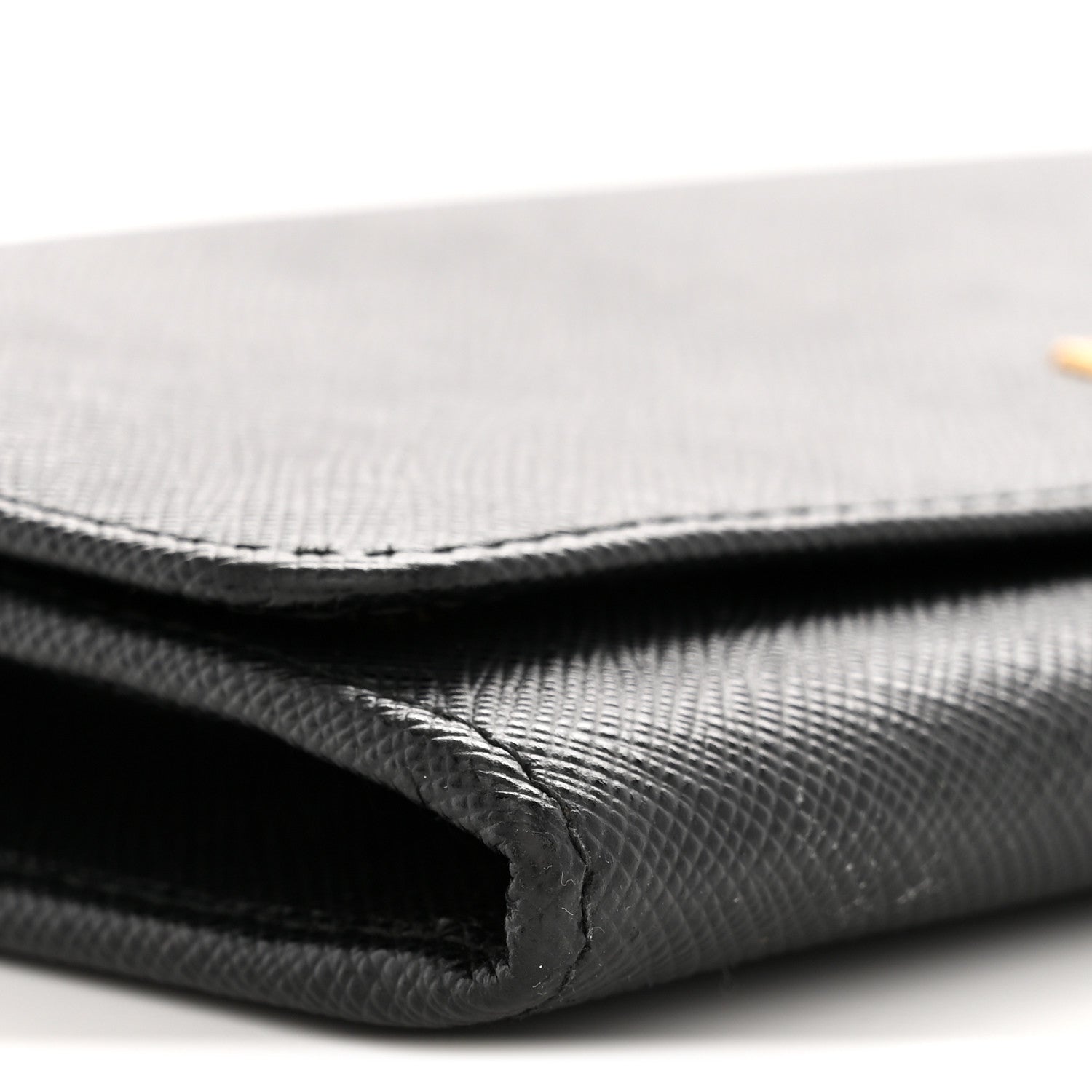 Saffiano Metal Oro Chain Wallet Black
