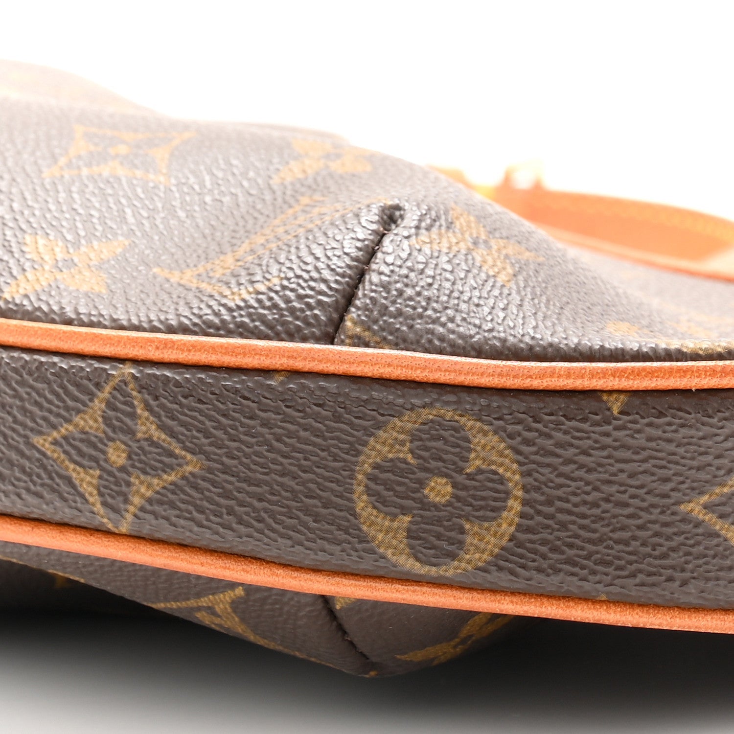 Monogram Croissant PM