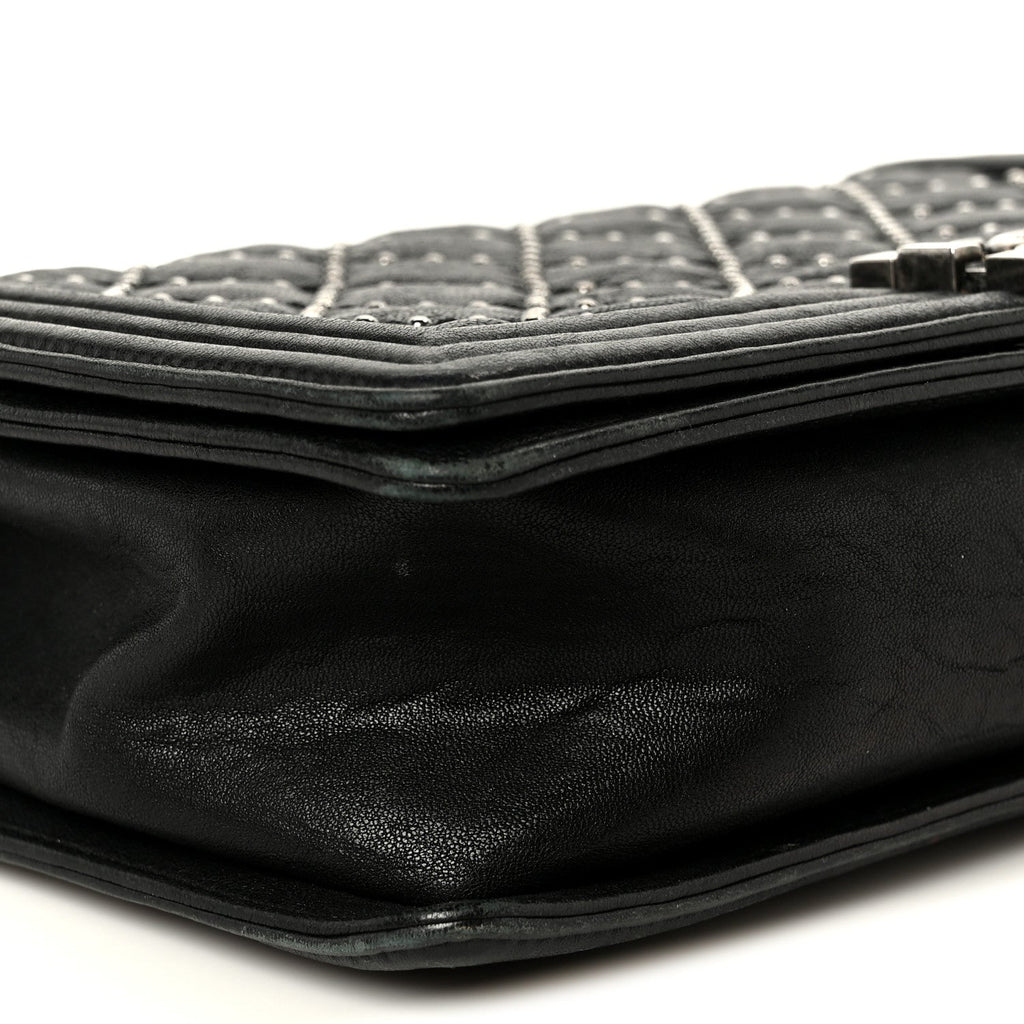 Crumpled Lambskin New Medium Studded Boy Flap Black