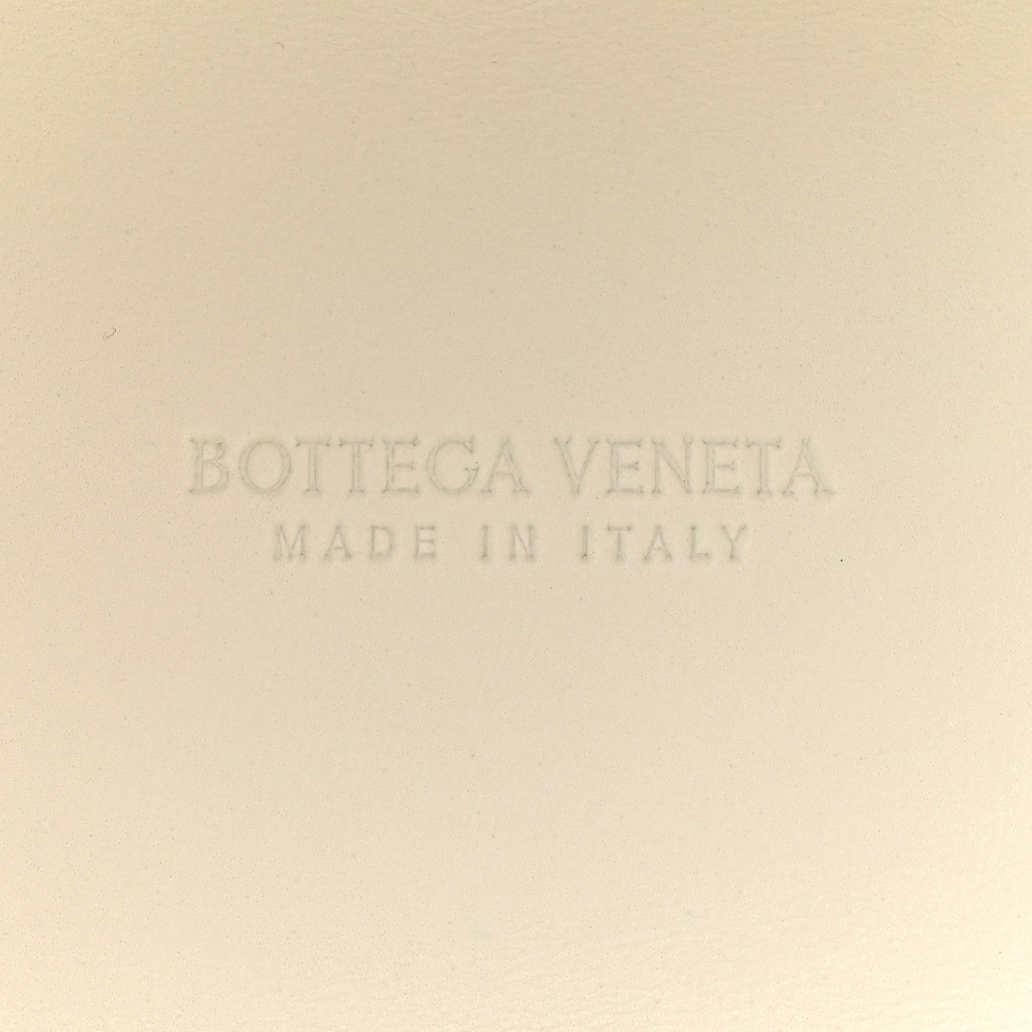 Nappa Intrecciato Mini Heart Cabat White