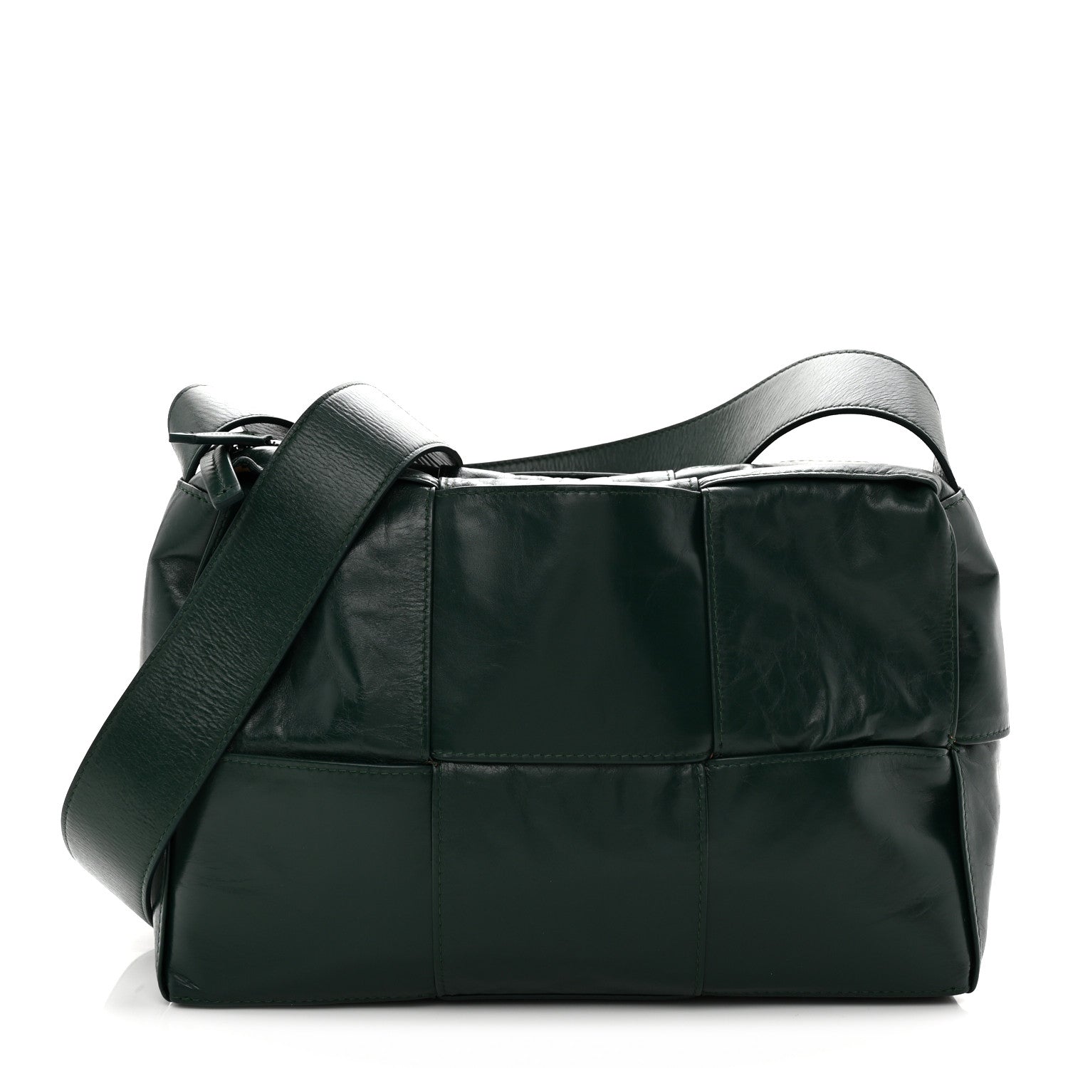 Paper Calfskin Maxi Intreccio Medium Arco Camera Bag Emerald Green
