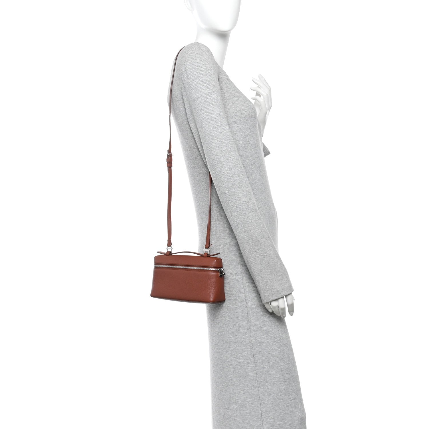 Grained Calfskin L19 Extra Pocket Pouch Kummel