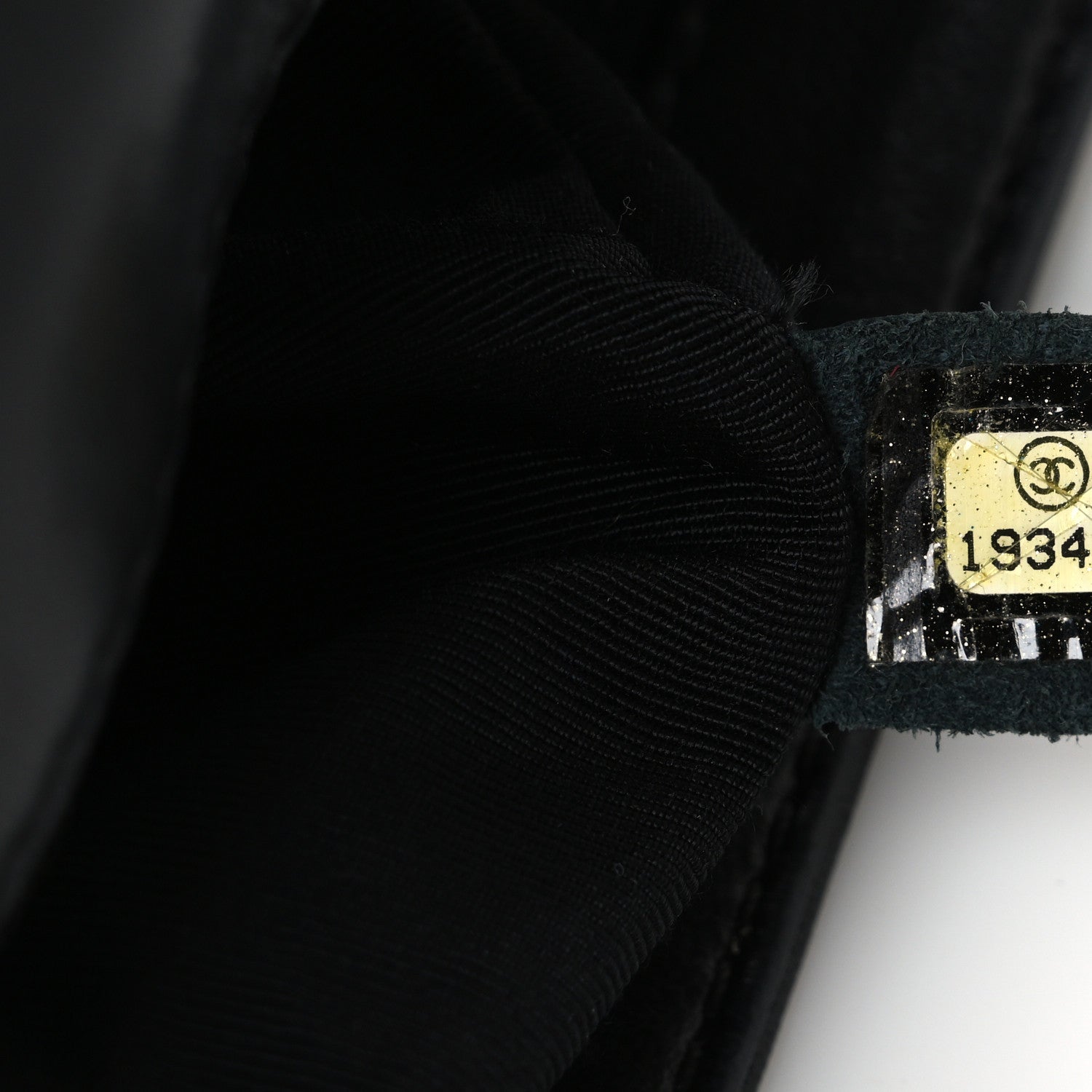 Lambskin Perforated Quilted New Medium Boy Flap Black
