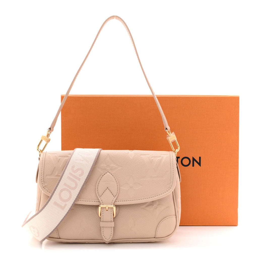 Empreinte Monogram Giant Diane Sand Sand