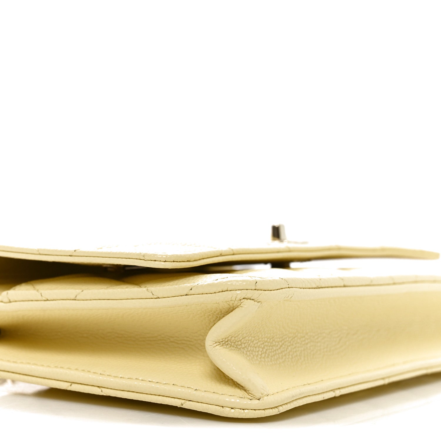 Caviar Quilted CC Turnlock Wallet On Chain WOC Light Yellow