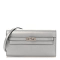 Metallic Chevre Chamkilight Kelly Wallet To Go Argent