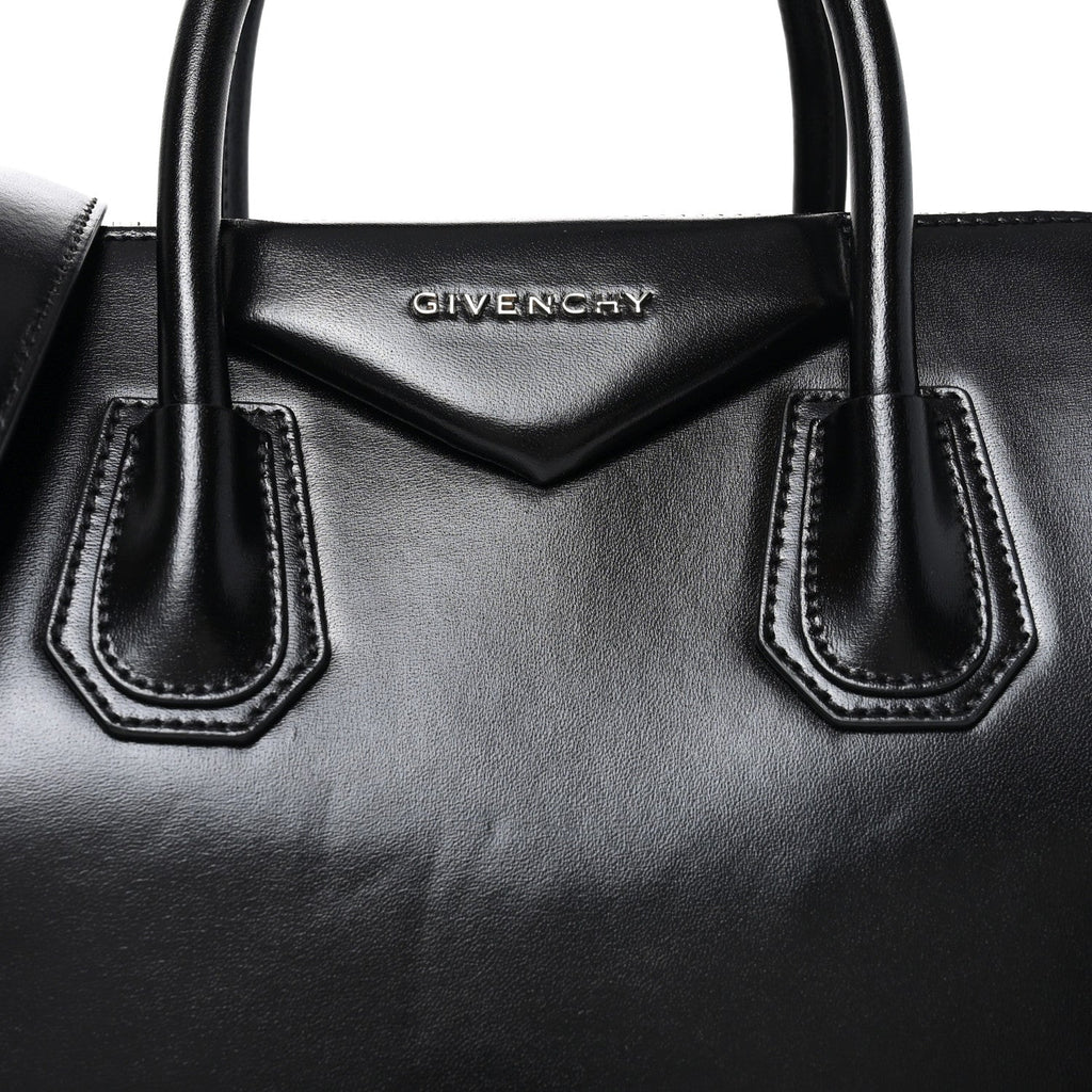 Shiny Lord Calfskin Small Antigona Black