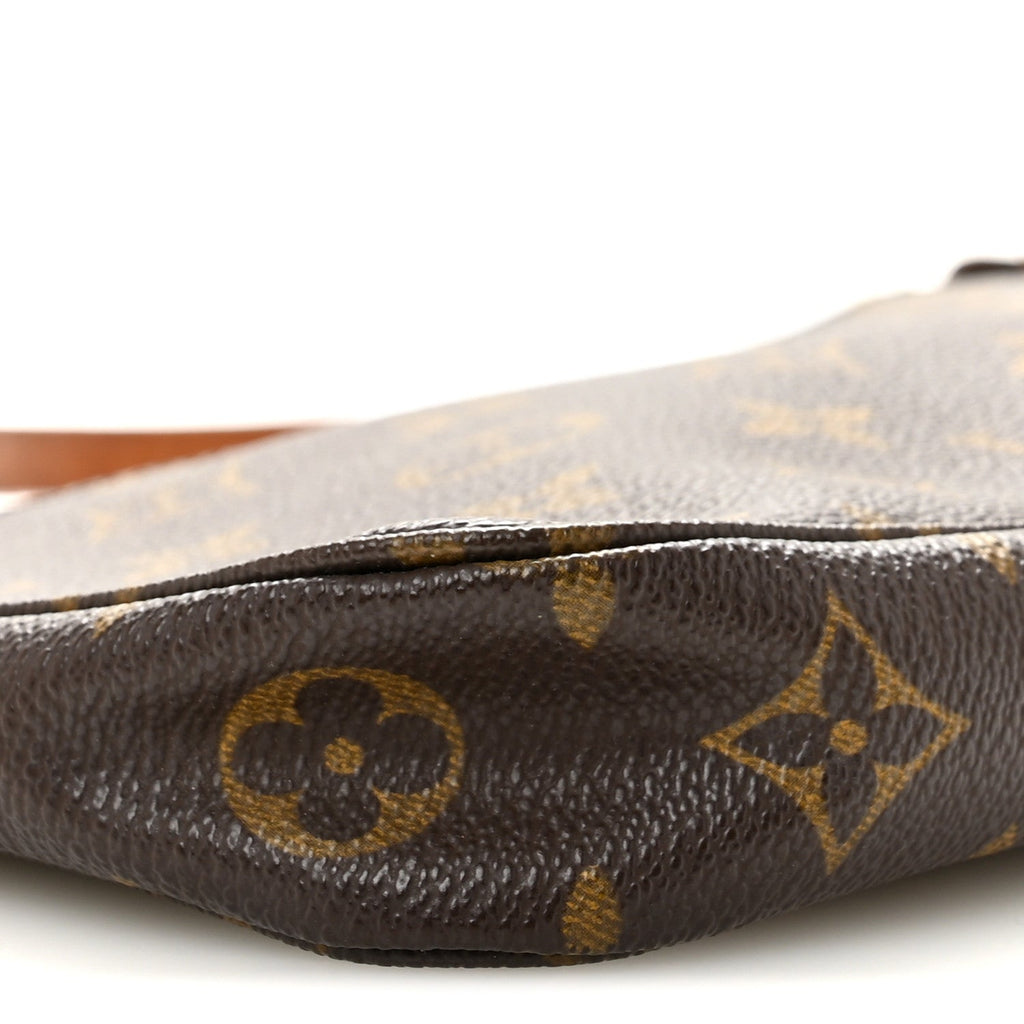 Monogram Pochette Accessories