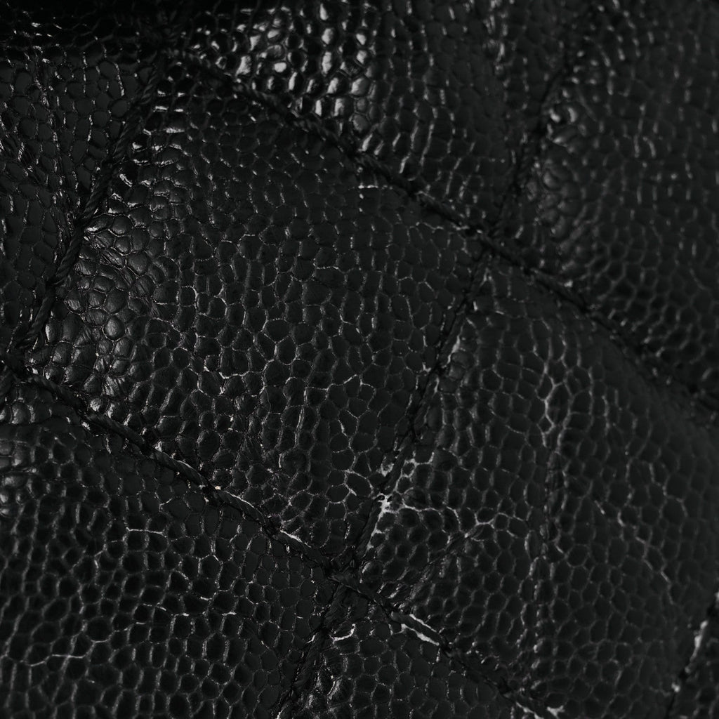 Crumpled Grained Calfskin Quilted Coco Pleats Clutch Black