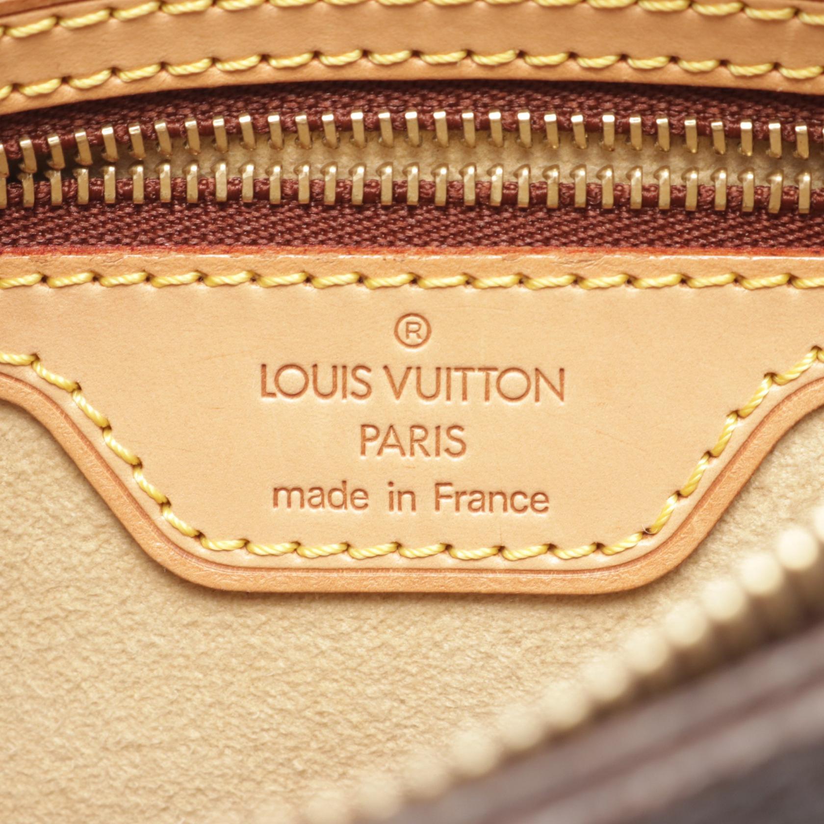 Louis Vuitton Looping MM Monogram Shoulder Bag