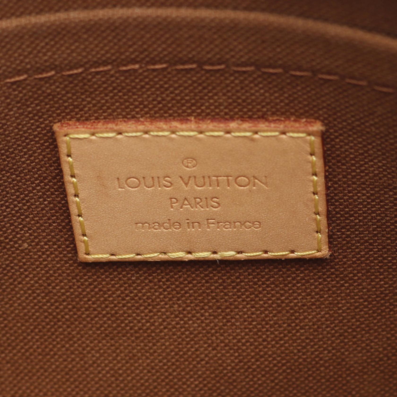 Louis Vuitton Multi Pochette Accessoires Monogram Shoulder Bag
